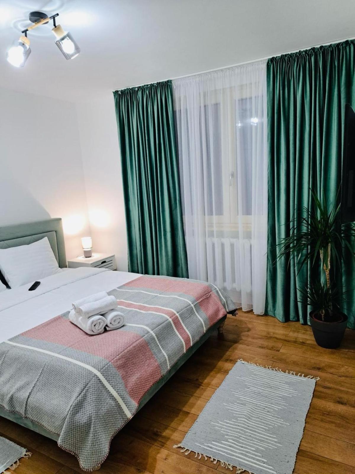 Iris Apartment Piatra Neamţ Zewnętrze zdjęcie